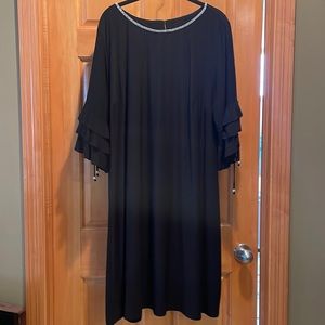 Little black dress w/sparkle detail